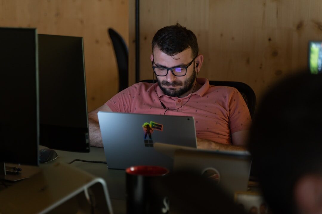 Apple M4 Pro Excellence: Best Local LLM AI Workstations