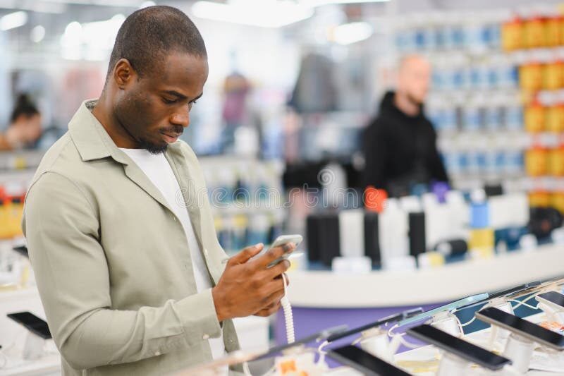 customer choosing between Apple and Intel