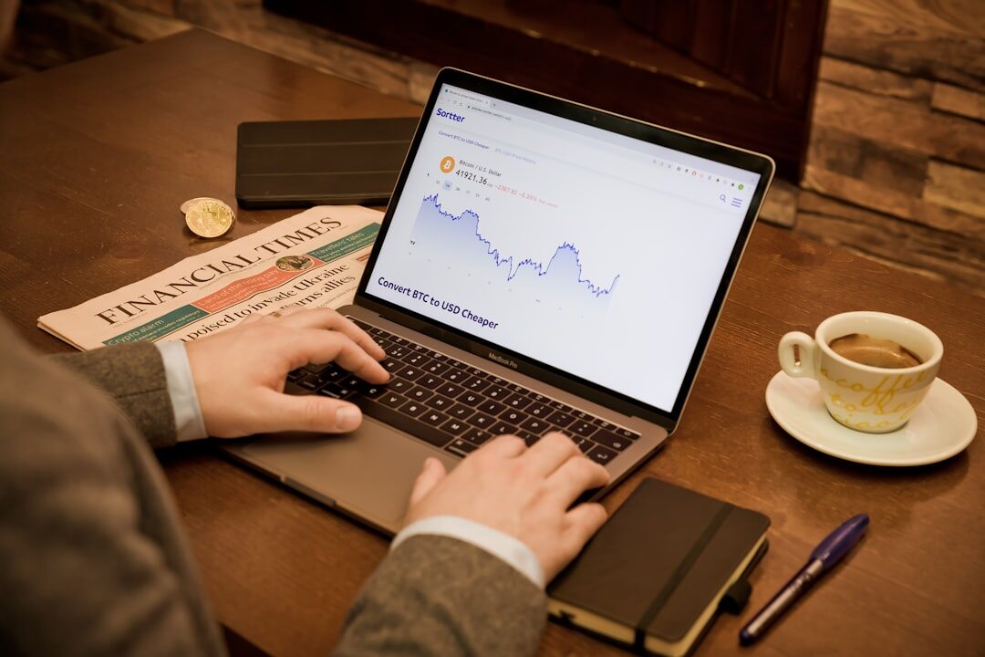 Empresário analisando gráficos de dados