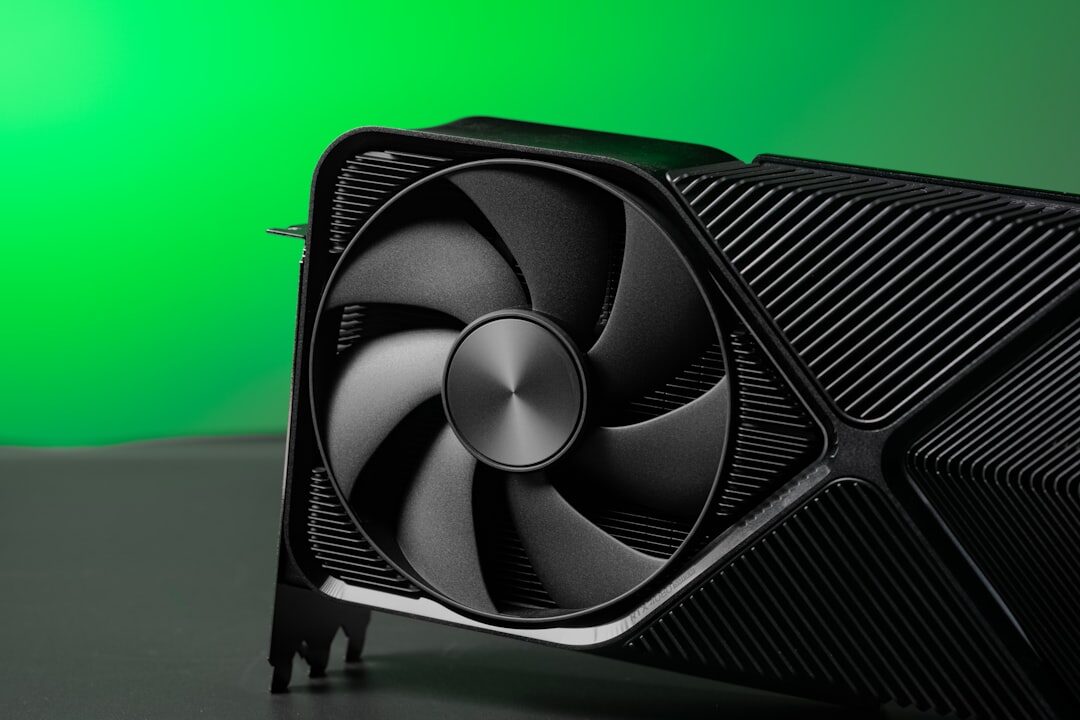 Especialista em centro de dados analisando o desempenho da NVIDIA B200